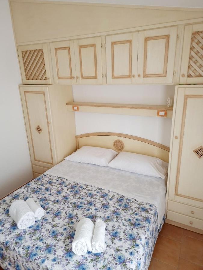 Апартаменты La Casa Di Arly Ольбия Экстерьер фото