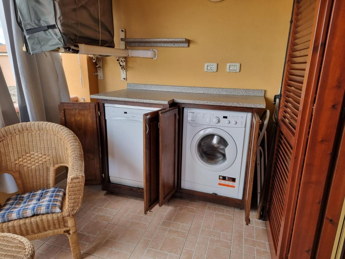 Апартаменты La Casa Di Arly Ольбия Экстерьер фото