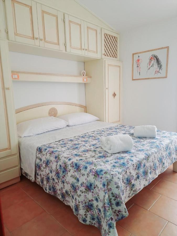 Апартаменты La Casa Di Arly Ольбия Экстерьер фото